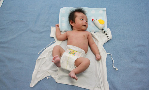 生後1ヶ月の赤ちゃんの体 妊娠 出産 育児パーク