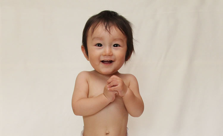 生後12ヶ月（1歳）の赤ちゃんの体